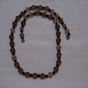 VINTAGE AMBER & BLACK GLASS NECKLACE 22"L